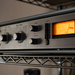 匠の逸品】 Urei 1176 LN PEAK LIMITER